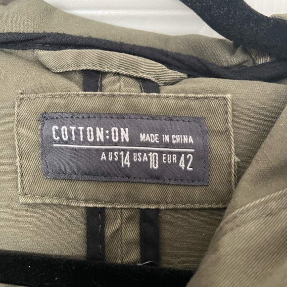 Jacket - Picture 2 of 3